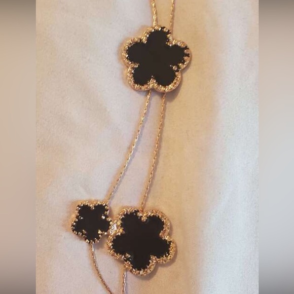 💛 Lariat Necklace 💛 - Picture 3 of 5